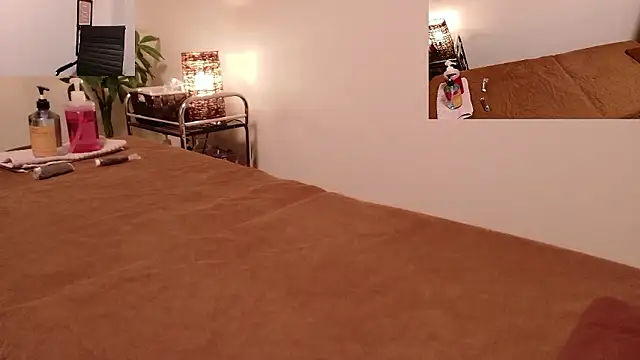 ManaMi-maru online show from December 5, 2025, 12:25 pm