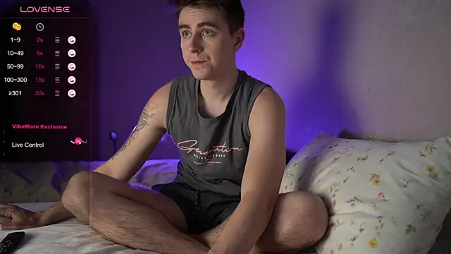 Snapshot of TaisonBrownX chatting on December 4, 2025, 7:22 pm TaisonBrownX online show from December 4, 2025, 7:22 pm