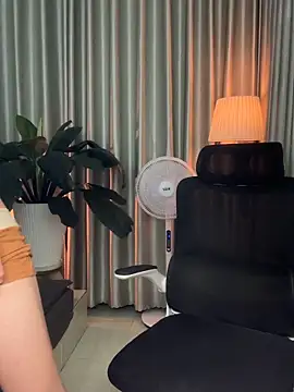 MinhTuanLive online show from February 15, 2026, 7:51 am