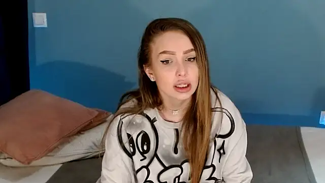 Snapshot of AnnaMaee chatting on January 13, 2025, 11:38 pm AnnaMaee online show from January 13, 2025, 11:38 pm