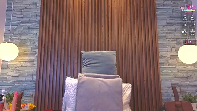 Snapshot of alannavidal chatting on July 17, 2026, 3:35 am alannavidal online show from July 17, 2026, 3:35 am
