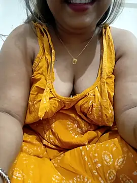 Nancy-22 online show from February 26, 2026, 1:32 pm