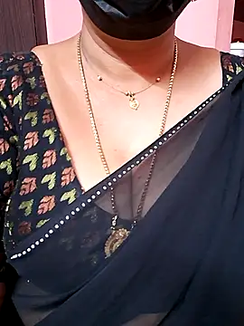 ananya956 online show from November 2, 2025, 4:26 am