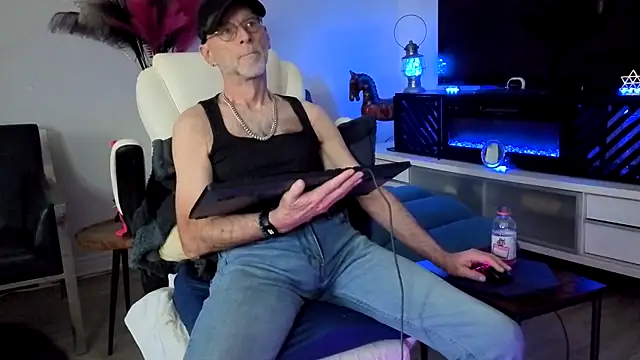 Towndude123 online show from May 31, 2026, 7:04 pm