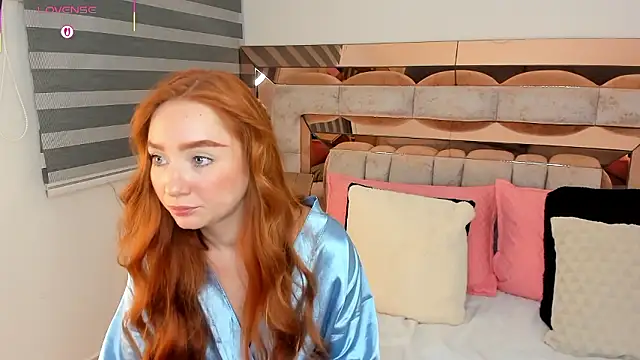 Snapshot of CamiiLovers chatting on January 9, 2026, 10:55 pm CamiiLovers online show from January 9, 2026, 10:55 pm