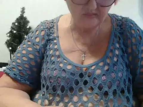 DeniseeRose online show from December 2, 2024, 10:28 am