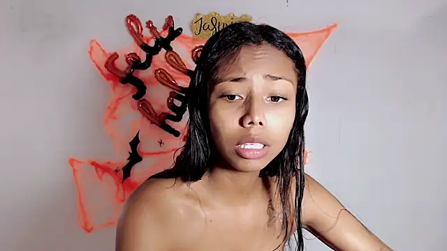 jasmin brunette  online show from October 9, 2025, 12:58 pm