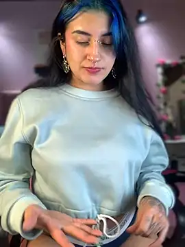 Snapshot of Lilith_Pink chatting on January 29, 2025, 6:01 am Lilith Pink online show from January 29, 2025, 6:01 am