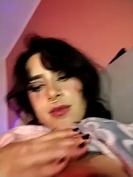 taaylor33 online show from September 11, 2025, 6:02 am