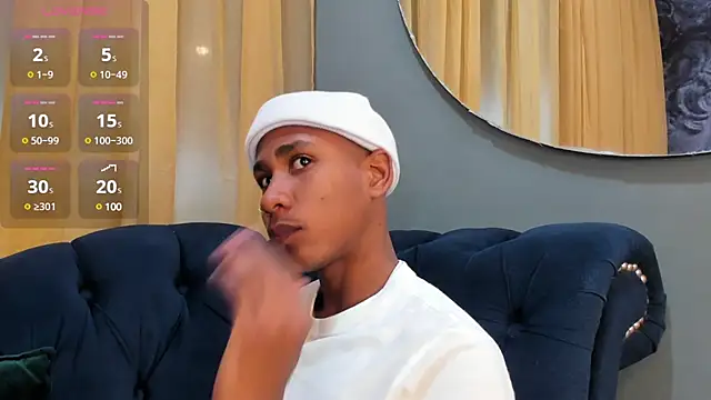 Snapshot of Ethan_Fox11 chatting on December 31, 2024, 1:52 pm Ethan Fox11 online show from December 31, 2024, 1:52 pm