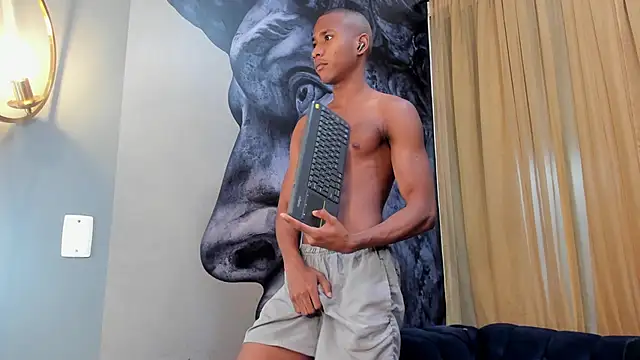 Snapshot of Ethan_Fox11 chatting on January 10, 2025, 2:13 pm Ethan Fox11 online show from January 10, 2025, 2:13 pm