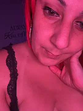 DeeLight124 online show from February 3, 2026, 6:22 am