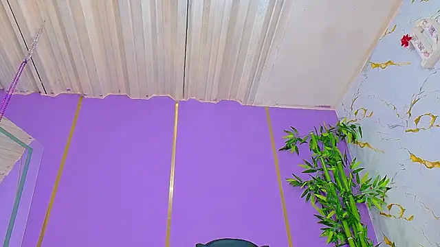 Snapshot of scarlet-jonesx chatting on October 29, 2025, 11:17 pm scarlet-jonesx online show from October 29, 2025, 11:17 pm