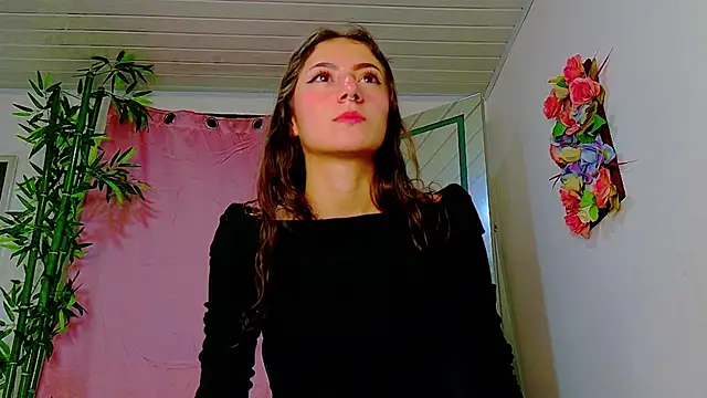 Snapshot of scarlet-jonesx chatting on May 15, 2026, 10:50 pm scarlet-jonesx online show from May 15, 2026, 10:50 pm