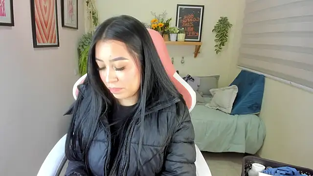 Starliee   online show from November 25, 2025, 12:43 am