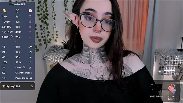 Dixi Pixi  online show from December 19, 2025, 5:47 am