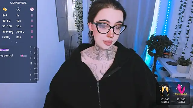 Snapshot of Dixi_Pixi_ chatting on June 20, 2026, 5:43 am Dixi Pixi online show from June 20, 2026, 5:43 am