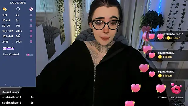 Snapshot of Dixi_Pixi_ chatting on June 26, 2026, 5:45 am Dixi Pixi online show from June 26, 2026, 5:45 am