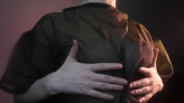 ginger hugs online show from October 14, 2025, 10:10 pm