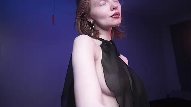 ginger hugs online show from November 14, 2025, 10:07 pm