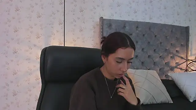 Snapshot of MissSussy chatting on May 15, 2026, 3:02 am MissSussy online show from May 15, 2026, 3:02 am