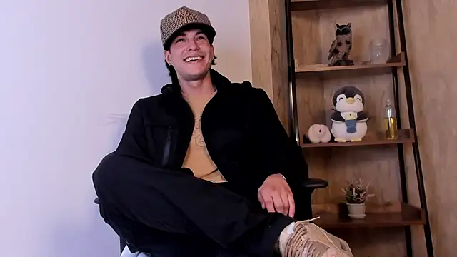 Karimferrer online show from March 13, 2026, 2:51 am