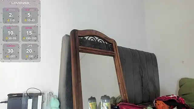 latinaStepmom online show from September 26, 2025, 1:53 am