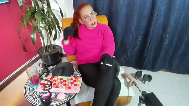 BrendaSex Hot online show from December 3, 2025, 9:24 pm