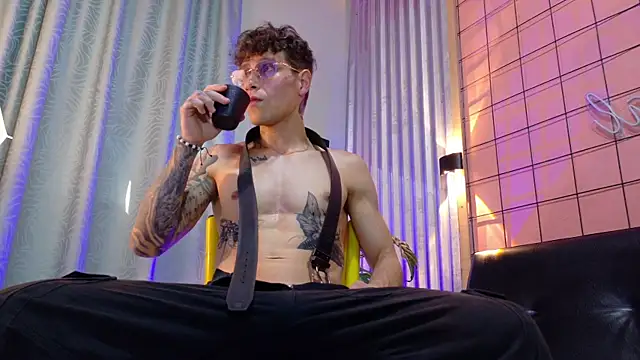 Snapshot of french_sexx chatting on January 17, 2026, 7:06 pm french sexx online show from January 17, 2026, 7:06 pm