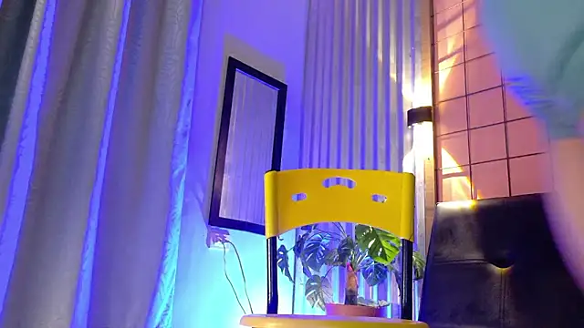 Snapshot of french_sexx chatting on February 12, 2026, 7:14 am french sexx online show from February 12, 2026, 7:14 am