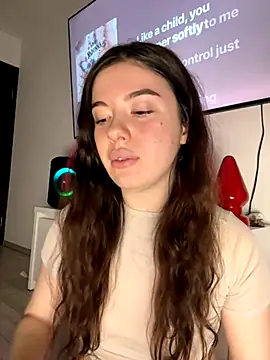 Kimi Ass online show from November 13, 2025, 1:21 pm