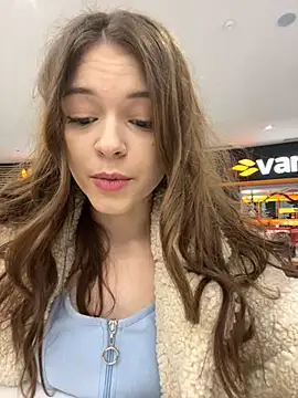 Snapshot of Times__Square chatting on December 2, 2024, 7:14 am Times Square online show from December 2, 2024, 7:14 am