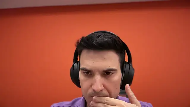 Snapshot of streamy_test11 chatting on May 26, 2026, 12:23 pm streamy test11 online show from May 26, 2026, 12:23 pm
