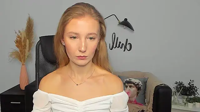 Snapshot of LolaWilsons chatting on January 24, 2025, 10:00 am LolaWilsons online show from January 24, 2025, 10:00 am