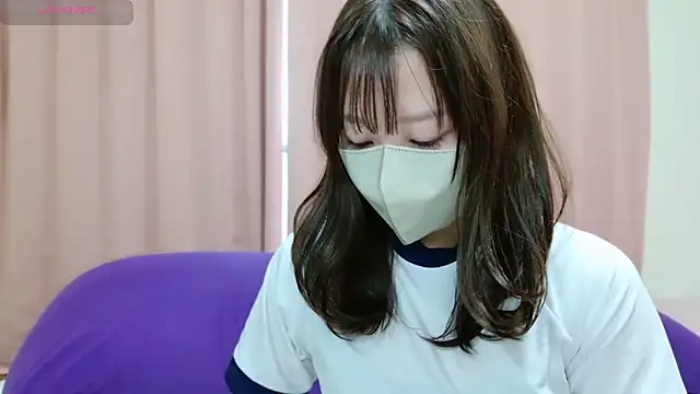 Snapshot of sara-a-jp chatting on December 6, 2024, 5:09 am sara-a-jp online show from December 6, 2024, 5:09 am