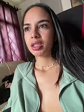 gabyaridi online show from March 5, 2025, 1:39 pm