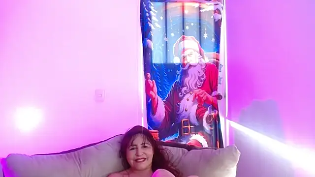 milfrousse online show from December 16, 2025, 12:43 pm