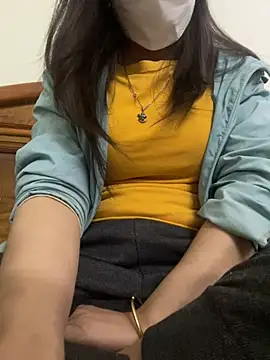 Snapshot of Tuongvy05 chatting on December 25, 2024, 6:41 pm Tuongvy05 online show from December 25, 2024, 6:41 pm