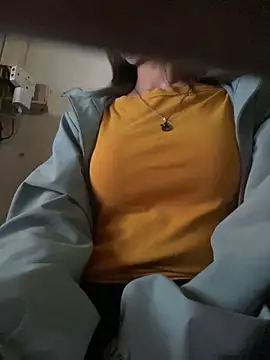 Snapshot of Tuongvy05 chatting on January 26, 2025, 3:03 pm Tuongvy05 online show from January 26, 2025, 3:03 pm