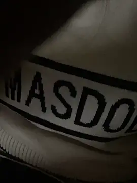 Snapshot of Tuongvy05 chatting on November 6, 2025, 3:35 pm Tuongvy05 online show from November 6, 2025, 3:35 pm