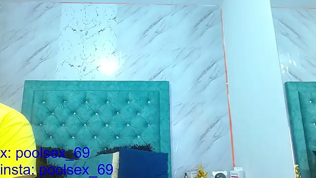 Snapshot of Poolsex_69 chatting on December 21, 2024, 9:47 pm Poolsex 69 online show from December 21, 2024, 9:47 pm