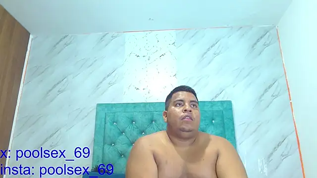 Snapshot of Poolsex_69 chatting on December 23, 2024, 1:35 pm Poolsex 69 online show from December 23, 2024, 1:35 pm