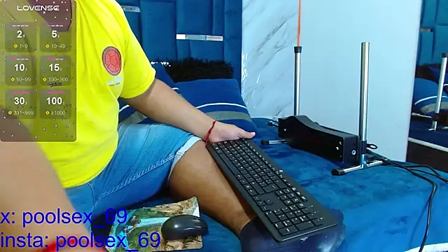 Snapshot of Poolsex_69 chatting on January 7, 2025, 1:46 pm Poolsex 69 online show from January 7, 2025, 1:46 pm