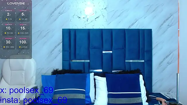 Snapshot of Poolsex_69 chatting on January 9, 2025, 12:30 pm Poolsex 69 online show from January 9, 2025, 12:30 pm