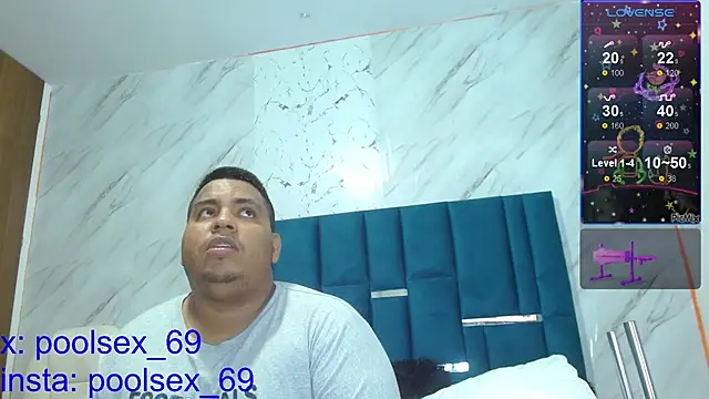 Snapshot of Poolsex_69 chatting on February 3, 2025, 1:08 pm Poolsex 69 online show from February 3, 2025, 1:08 pm