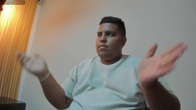 Snapshot of Poolsex_69 chatting on September 26, 2025, 7:18 pm Poolsex 69 online show from September 26, 2025, 7:18 pm