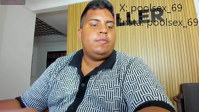 Snapshot of Poolsex_69 chatting on October 25, 2025, 8:58 pm Poolsex 69 online show from October 25, 2025, 8:58 pm