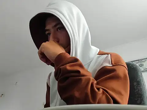 Chandler ken online show from October 10, 2025, 12:48 pm