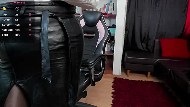 Snapshot of LiaTaylorr chatting on February 14, 2026, 12:24 pm LiaTaylorr online show from February 14, 2026, 12:24 pm