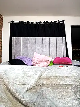 valenthottie online show from November 2, 2025, 11:07 pm